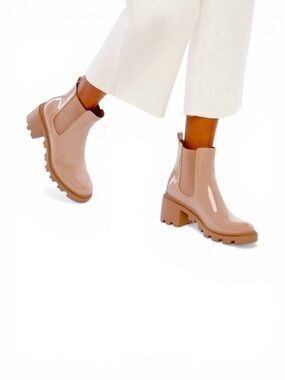 Chelsea All Weather Tan